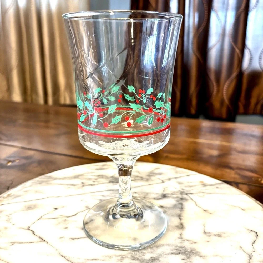 VTG 1986 80s Libbey Arby's Holly‎ Berry Christmas Holiday Stem Goblet Glass 10oz